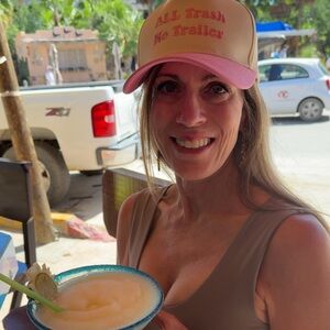 Meet your Posher, Dr. sarah